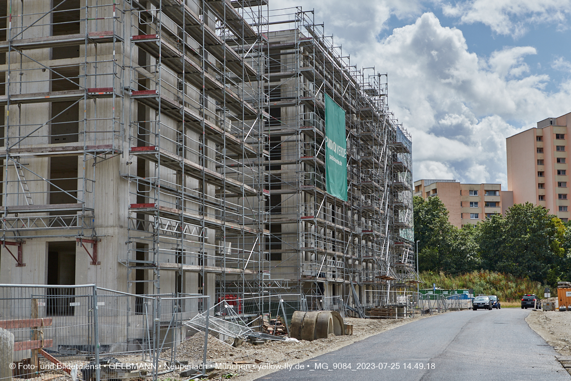 25.07.2023 - Rundgang im Alexisquartier in Neuperlach